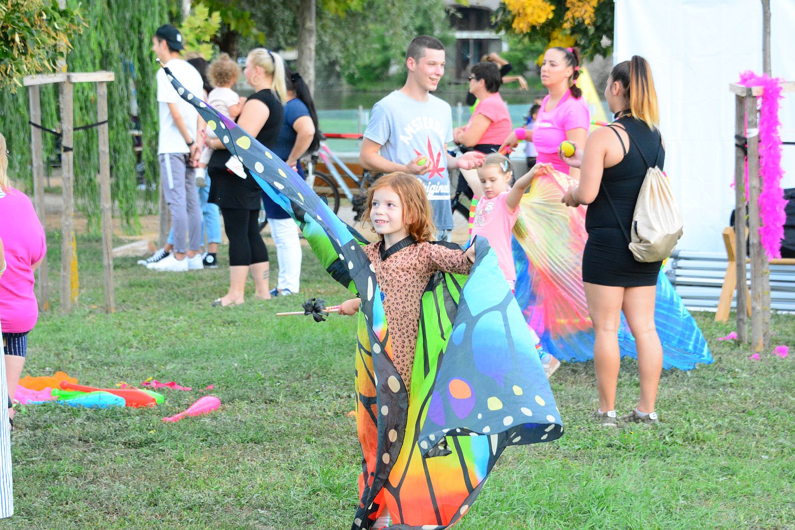 Szedreskerti piknik a Csónakázó-tó szigetén